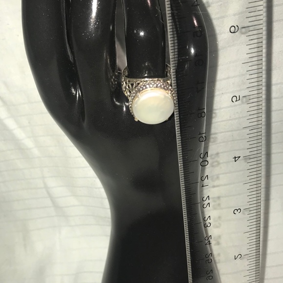 ‼️Bundle & Save‼️ NWOT Fashion Ring Sz- 7 - Picture 6 of 8